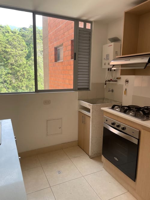 Apartamento de 3 alcobas en venta en Camino Verde, Envigado, 81 m² · foto 7 de 15