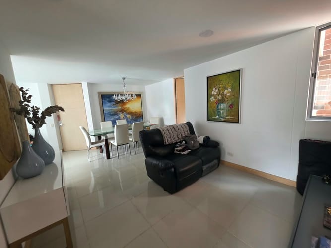 Apartamento de 3 alcobas en venta en Camino Verde, Envigado, 81 m² · foto 8 de 15