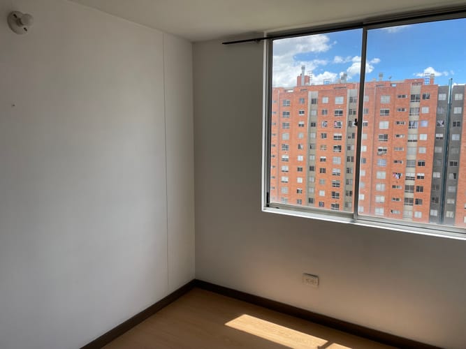 Apartamento de 3 alcobas en venta en El Vergel Oriental, Bogotá, 68 m² · foto 8 de 20