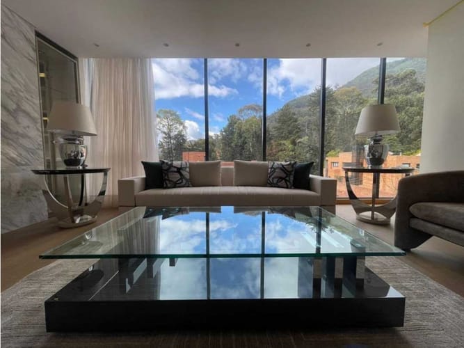 Apartamento de 3 alcobas en venta en Chicó Alto, Bogotá, 281 m² · foto 2 de 24