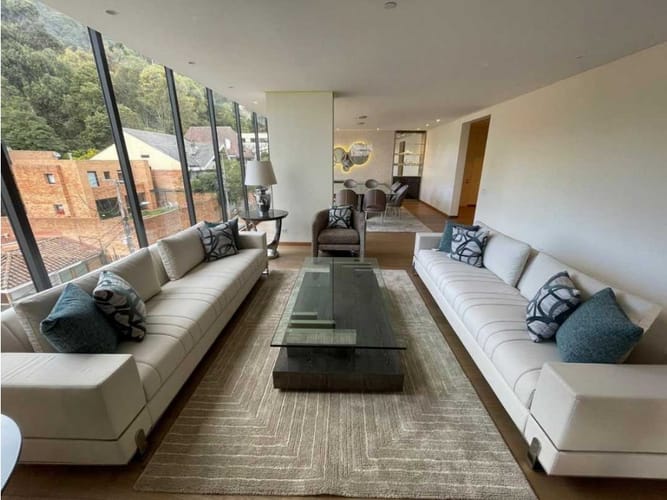 Apartamento de 3 alcobas en venta en Chicó Alto, Bogotá, 281 m² · foto 3 de 24