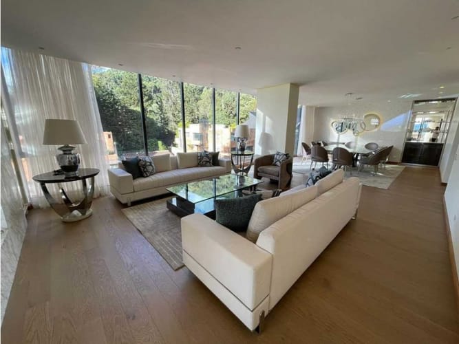 Apartamento de 3 alcobas en venta en Chicó Alto, Bogotá, 281 m² · foto 9 de 24