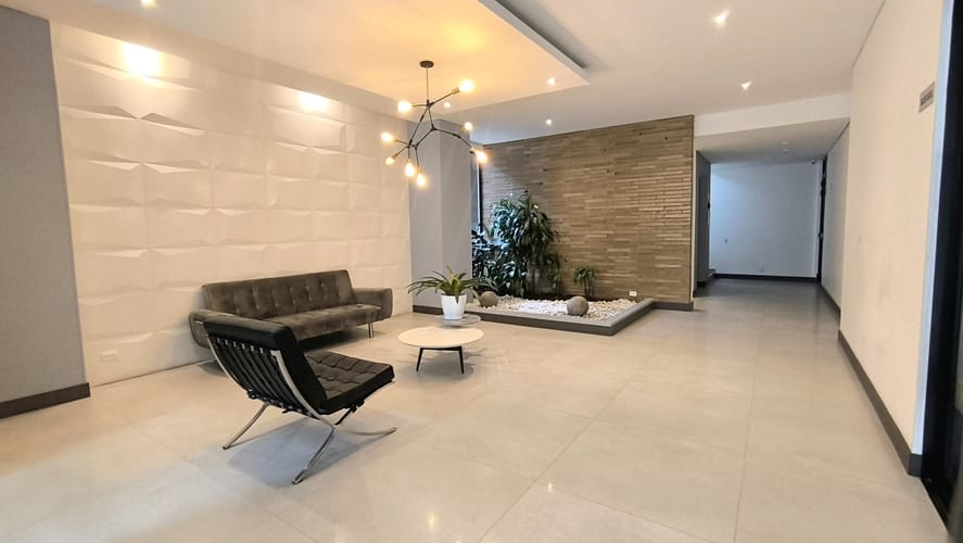 Apartamento de 1 alcoba en venta en Chico, Bogotá, 43 m² · foto 16 de 17