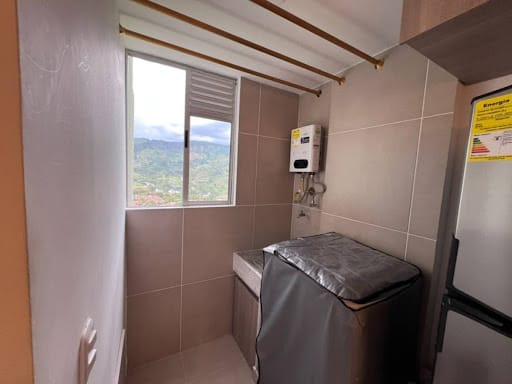 Apartamento de 2 alcobas en venta en Cabecera San Antonio De Prado, Medellín, 52 m² · foto 17 de 19