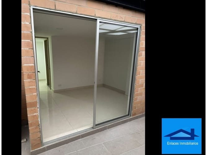 Apartamento de 2 alcobas en venta en La Barquereña, Sabaneta, 61 m² · foto 3 de 20