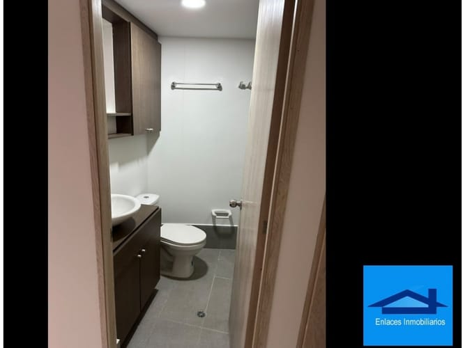 Apartamento de 2 alcobas en venta en La Barquereña, Sabaneta, 61 m² · foto 5 de 20