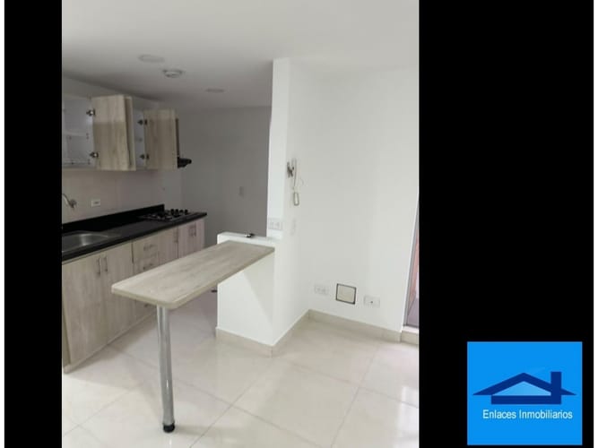 Apartamento de 2 alcobas en venta en La Barquereña, Sabaneta, 61 m² · foto 11 de 20