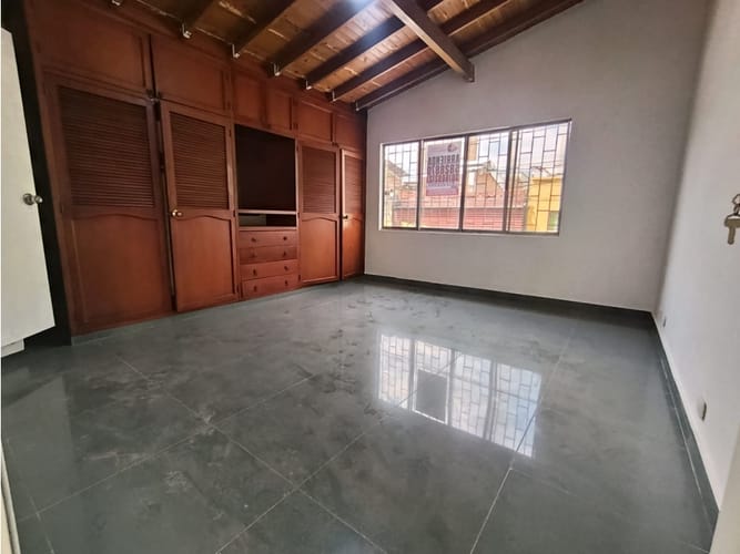 Casa de 3 alcobas en arriendo en Belén, Medellín, 80 m² · foto 9 de 24
