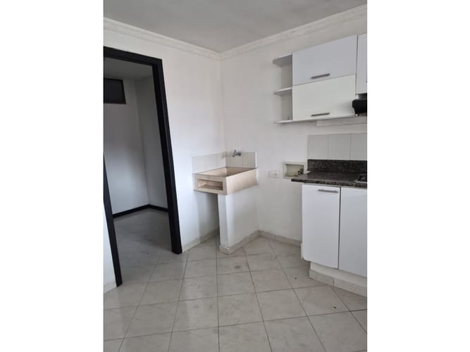 Apartamento de 4 alcobas en arriendo en Belén, Medellín, 140 m² · foto 18 de 24