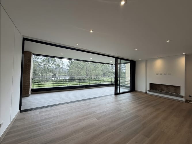 Apartamento de 3 alcobas en arriendo en Llano Grande, Rionegro, 143 m² · foto 3 de 24