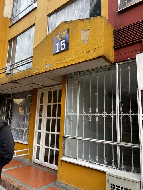 Apartamento de 3 alcobas en venta en Club De Los Lagartos, Bogotá, 45 m² · foto 1 de 11