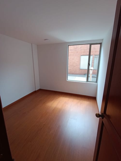 Casa de 3 alcobas en venta en Gratamira, Bogotá, 248 m² · foto 8 de 24