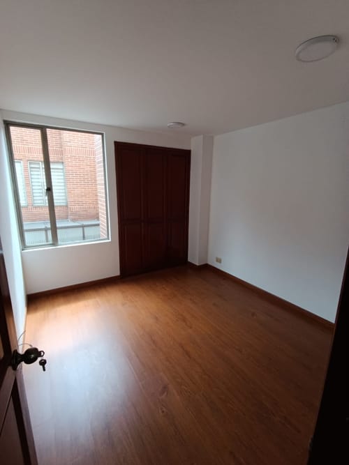 Casa de 3 alcobas en venta en Gratamira, Bogotá, 248 m² · foto 9 de 24