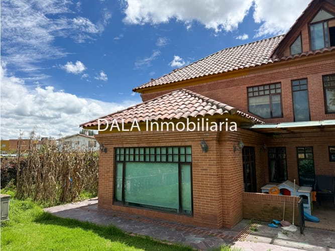 Casa de 6 alcobas en venta en Santo Domingo, Chía, 408 m² · foto 16 de 24