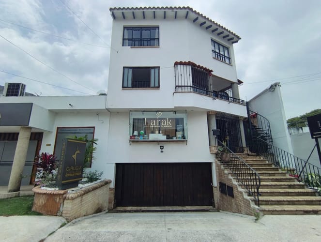 Apartamento de 2 alcobas en arriendo en El Ingenio, Cali, 75 m² · foto 1 de 19
