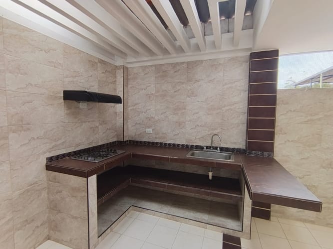Apartamento de 2 alcobas en arriendo en El Ingenio, Cali, 75 m² · foto 9 de 19