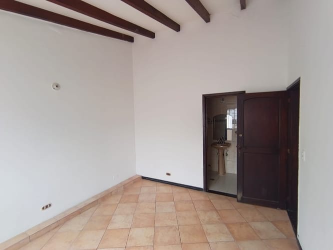 Apartamento de 2 alcobas en arriendo en El Ingenio, Cali, 75 m² · foto 14 de 19