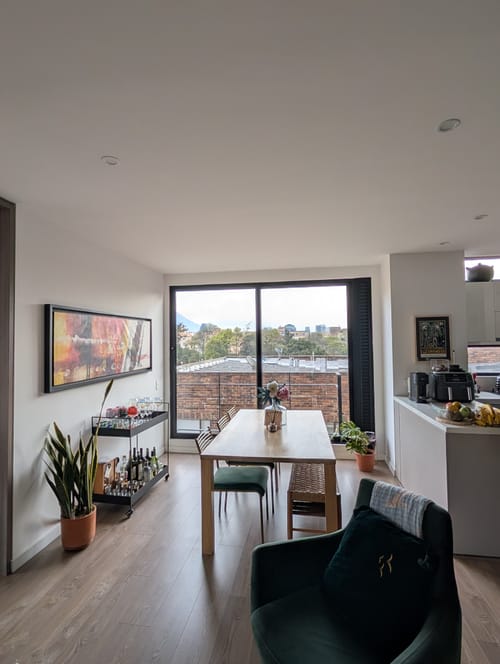 Apartamento de 1 alcoba en arriendo en Chicó Alto, Bogotá, 63 m² · foto 5 de 10