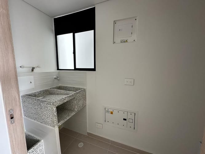 Apartamento de 3 alcobas en venta en Valle Del Lili, Cali, 80 m² · foto 6 de 21