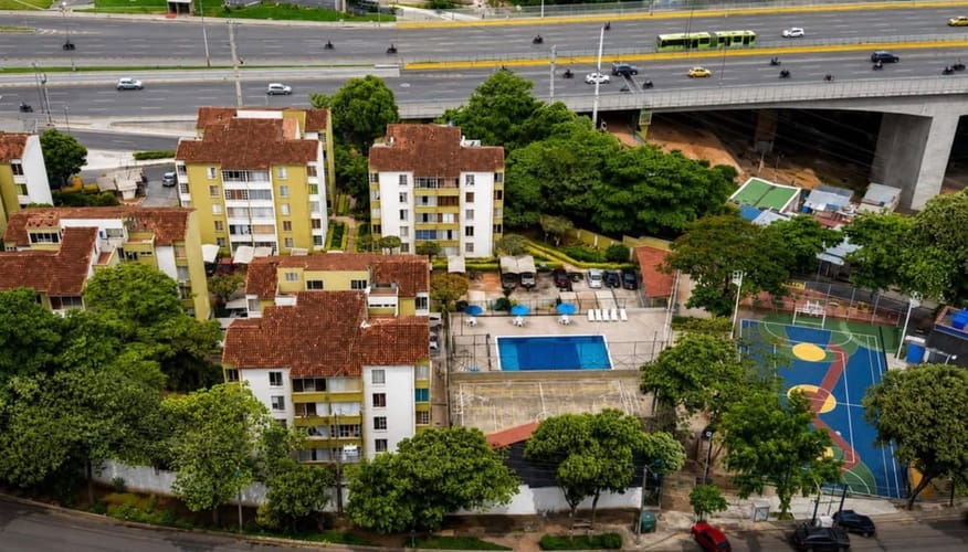 Apartamento de 3 alcobas en venta en Conjunto Torres De Alejandria, Bucaramanga, 65 m² · foto 12 de 14