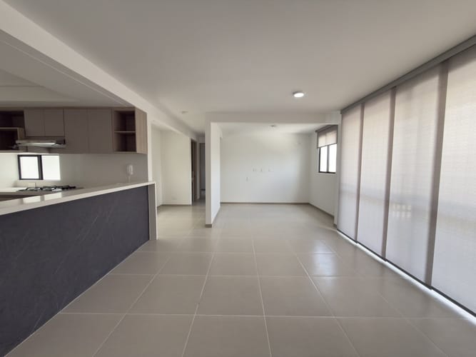 Apartamento de 2 alcobas en venta en Bochalema, Cali, 73 m² · foto 3 de 15