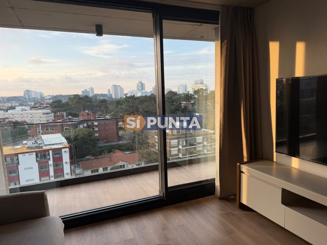 Apartamento en alquiler anual 2 dormitorios en Torres del Este Chiverta Punta del Este · Foto 2