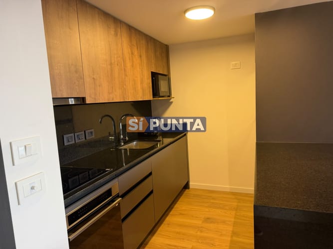 Apartamento en alquiler anual 2 dormitorios en Torres del Este Chiverta Punta del Este · Foto 3