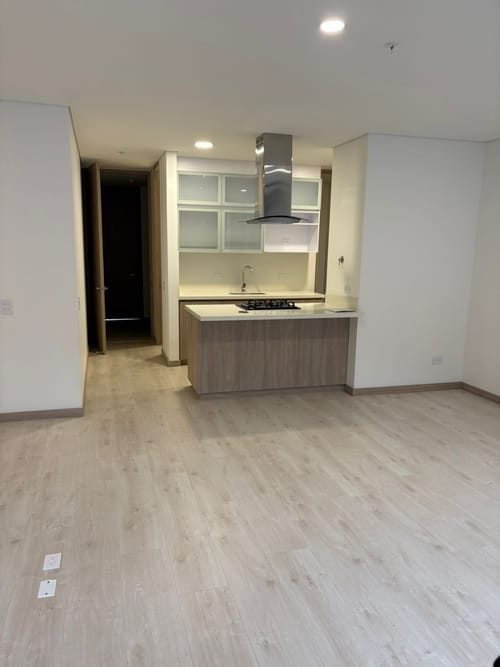 Apartamento de 1 alcoba en arriendo en El Poblado, Medellín, 72 m² · foto 5 de 24