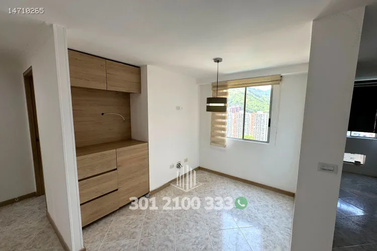 Apartamento de 3 alcobas en arriendo en Loma De Los Bernal, Medellín, 90 m² · foto 5 de 24