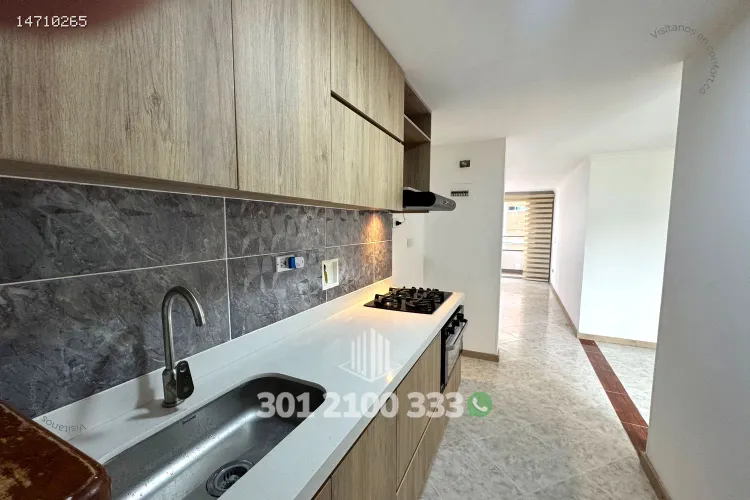 Apartamento de 3 alcobas en arriendo en Loma De Los Bernal, Medellín, 90 m² · foto 8 de 24