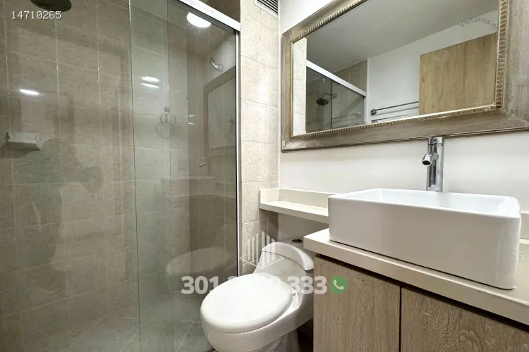 Apartamento de 3 alcobas en arriendo en Loma De Los Bernal, Medellín, 90 m² · foto 10 de 24