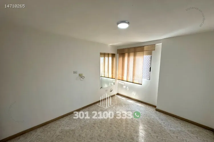 Apartamento de 3 alcobas en arriendo en Loma De Los Bernal, Medellín, 90 m² · foto 12 de 24
