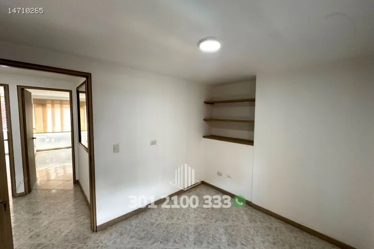 Apartamento de 3 alcobas en arriendo en Loma De Los Bernal, Medellín, 90 m² · foto 20 de 24