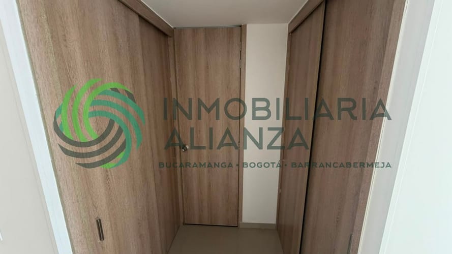 Apartamento de 3 alcobas en arriendo en San Francisco, Bucaramanga, 86 m² · foto 13 de 24