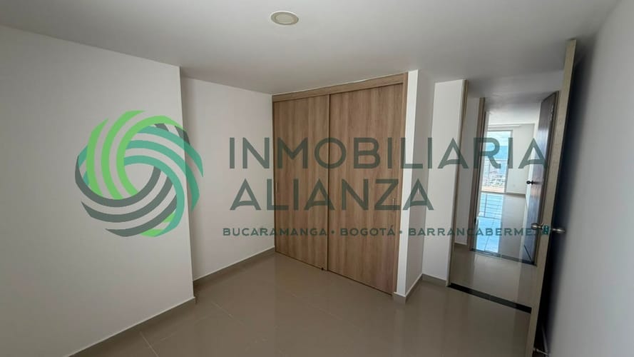 Apartamento de 3 alcobas en arriendo en San Francisco, Bucaramanga, 86 m² · foto 23 de 24