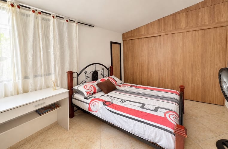Casa de 3 alcobas en venta en El Refugio, Cali, 272 m² · foto 24 de 24