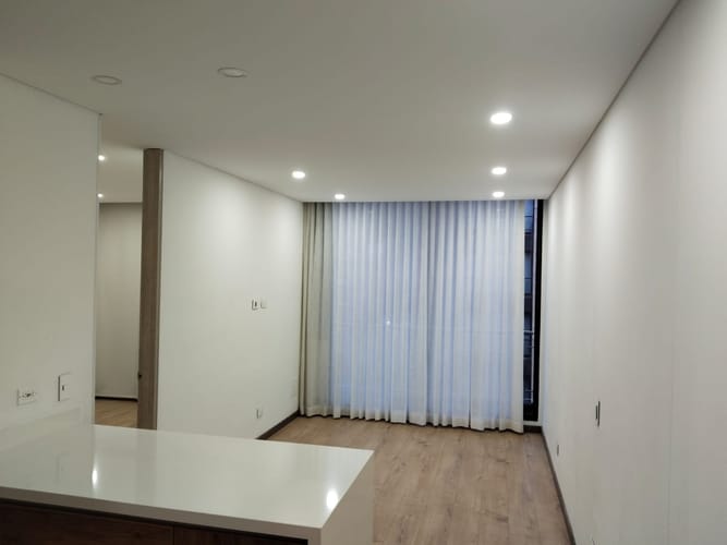 Apartaestudio en arriendo en San Patricio, Bogotá, 61 m² · foto 3 de 11