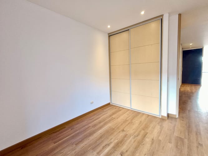 Apartamento de 3 alcobas en venta en El Virrey, Bogotá, 178 m² · foto 17 de 20