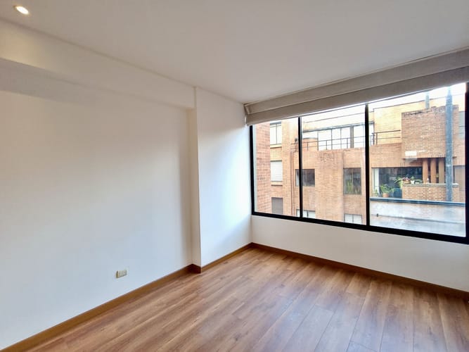 Apartamento de 3 alcobas en venta en El Virrey, Bogotá, 178 m² · foto 18 de 20