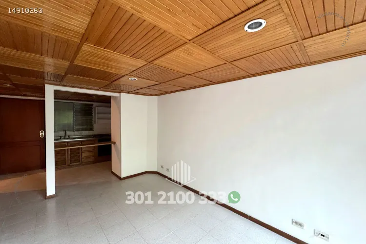 Apartamento de 3 alcobas en arriendo en Belén, Medellín, 80 m² · foto 3 de 24