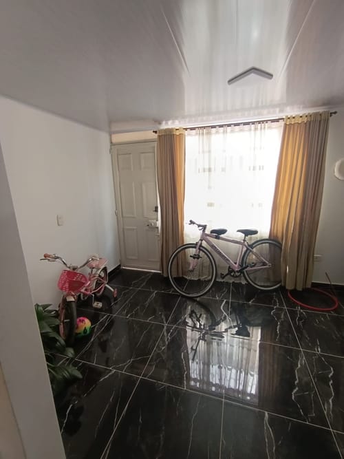 Casa de 4 alcobas en venta en Bosa, Bogotá, 63 m² · foto 2 de 24