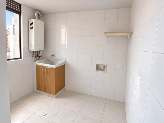 Apartamento de 3 alcobas en arriendo en Chapinero, Bogotá, 130 m² · foto 5 de 18