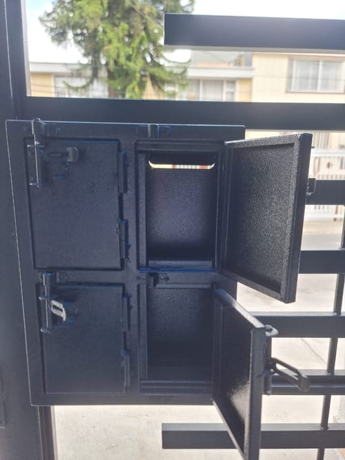 Casa de 7 alcobas en venta en Engativá, Bogotá, 375 m² · foto 14 de 22