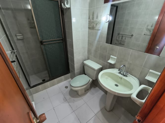 Apartamento de 4 alcobas en arriendo en Cuarto De Legua - Guadalupe, Cali, 120 m² · foto 19 de 24
