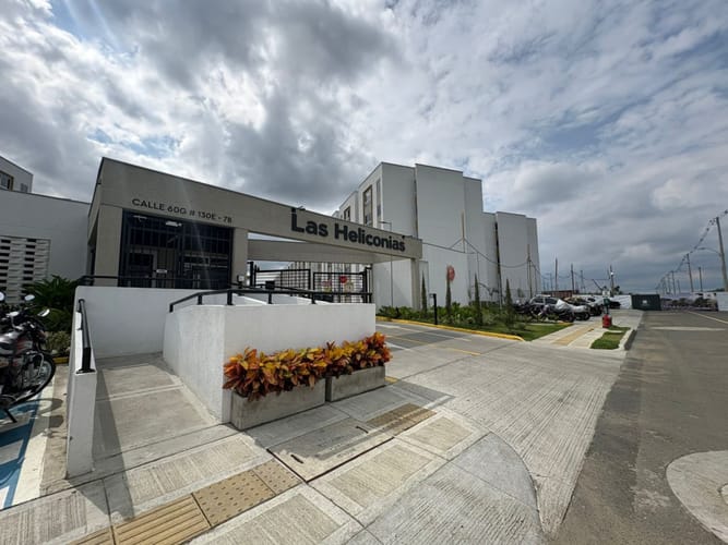 Apartamento de 2 alcobas en arriendo en San Nicolas, Cali, 65 m² · foto 1 de 22