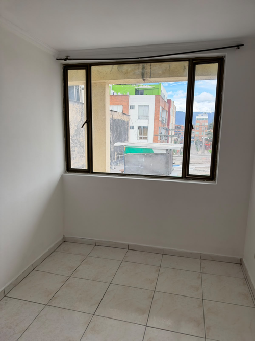 Apartamento de 3 alcobas en arriendo en Engativá, Bogotá, 55 m² · foto 7 de 14