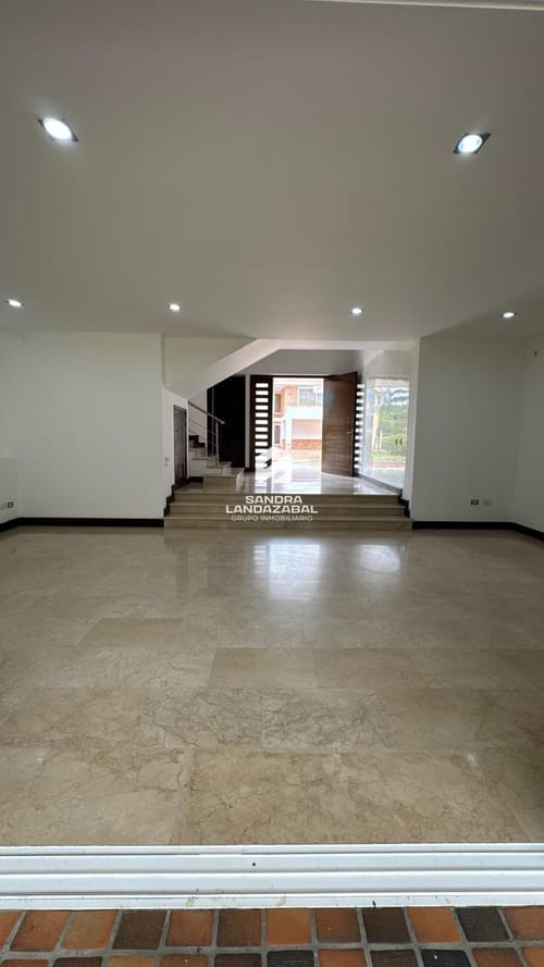 Casa de 4 alcobas en venta en Terrazas De Menzuli, Piedecuesta, 384 m² · foto 7 de 22
