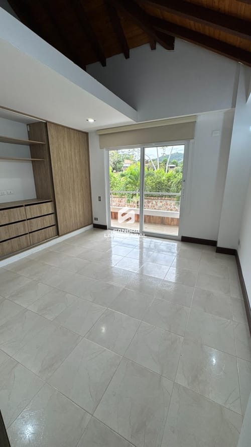Casa de 4 alcobas en venta en Terrazas De Menzuli, Piedecuesta, 384 m² · foto 8 de 22