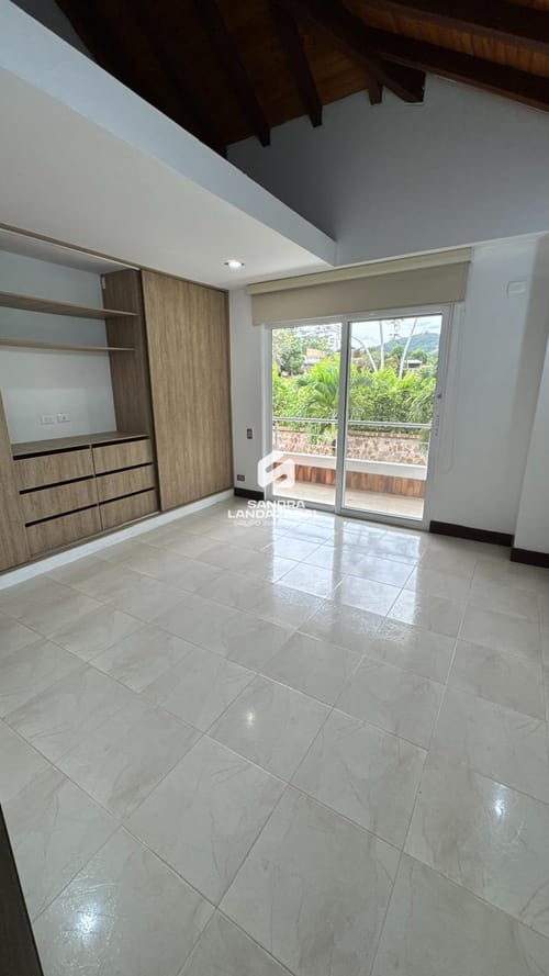 Casa de 4 alcobas en venta en Terrazas De Menzuli, Piedecuesta, 384 m² · foto 6 de 22