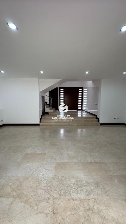 Casa de 4 alcobas en venta en Terrazas De Menzuli, Piedecuesta, 384 m² · foto 16 de 22